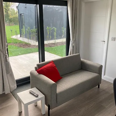 The Hidden Hideaway Chalet Straffan